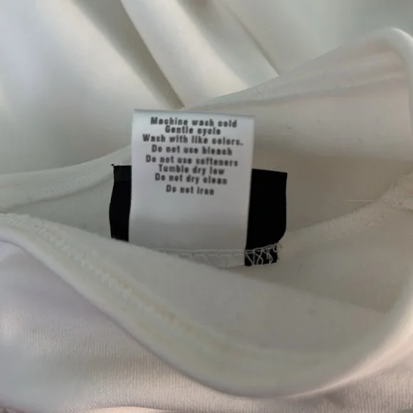 Athleta Ladies pullover with soft lining Sz L creamy white color. Like New - Picture 6 of 6